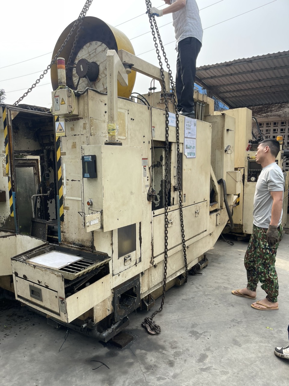 Thu mua máy móc cũ